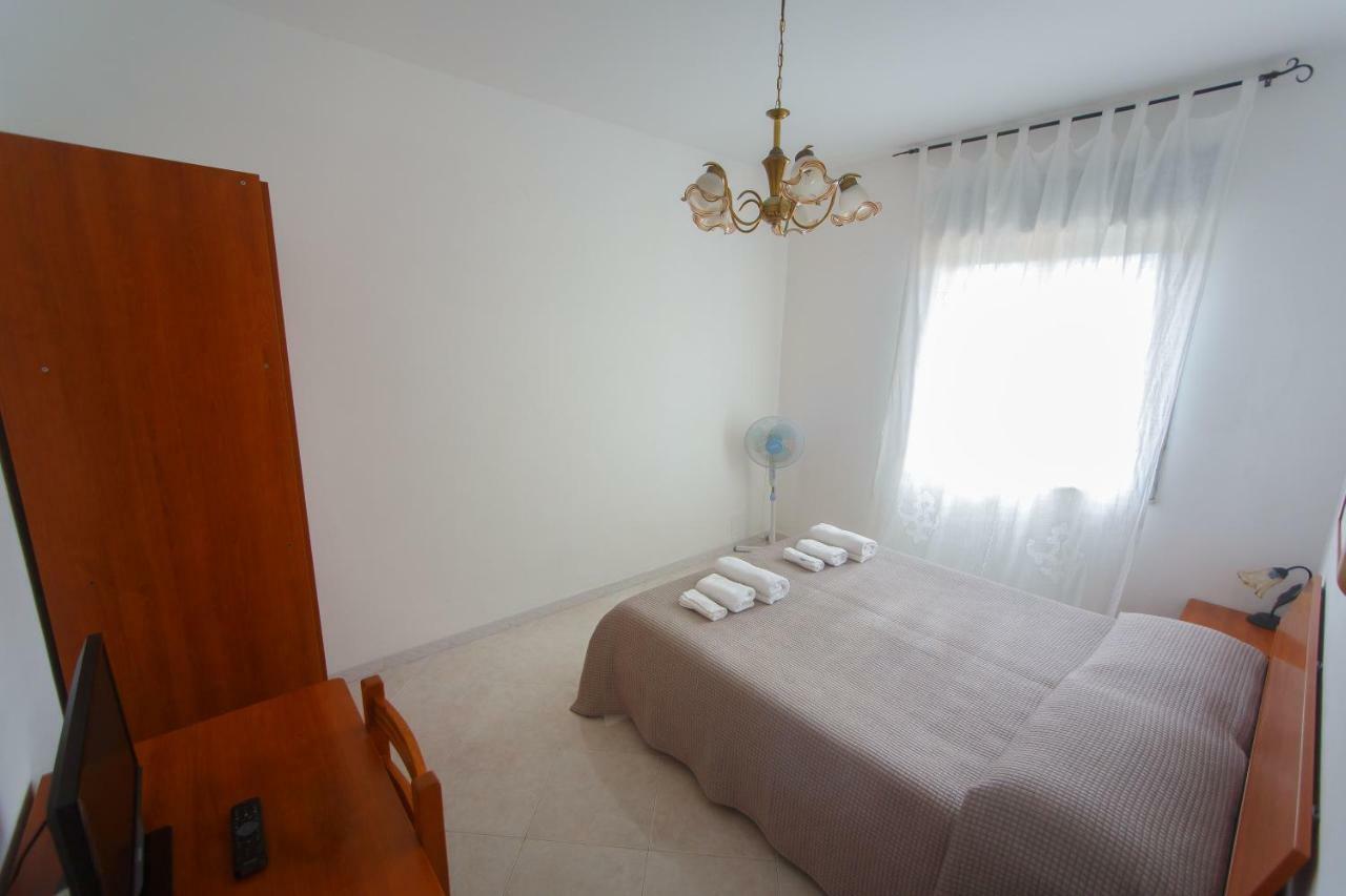 Casa Vacanze L'Orizzonte Aparthotel วาลเดอรีส ภายนอก รูปภาพ