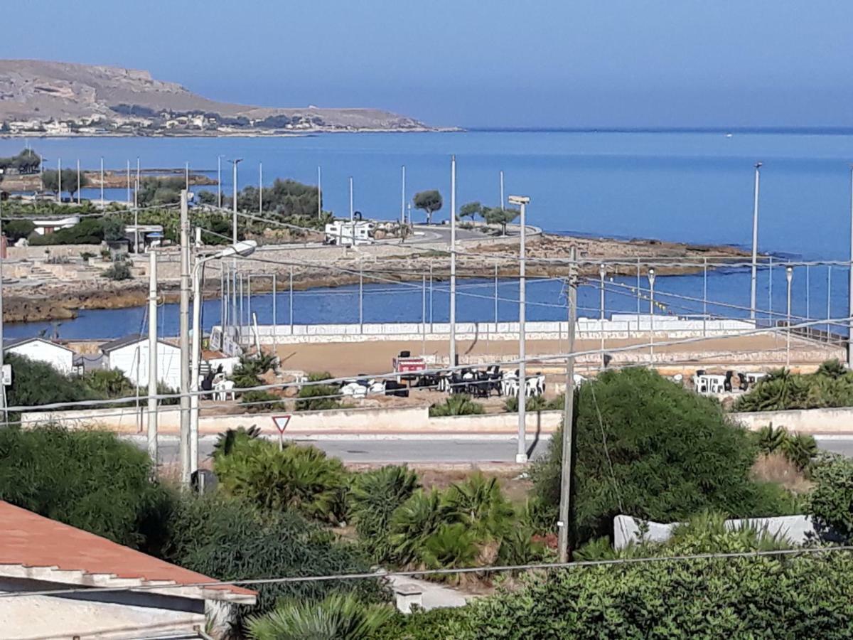 Casa Vacanze L'Orizzonte Aparthotel วาลเดอรีส ภายนอก รูปภาพ