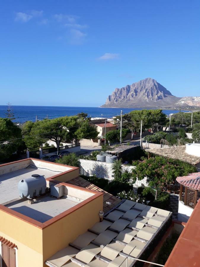 Casa Vacanze L'Orizzonte Aparthotel วาลเดอรีส ภายนอก รูปภาพ