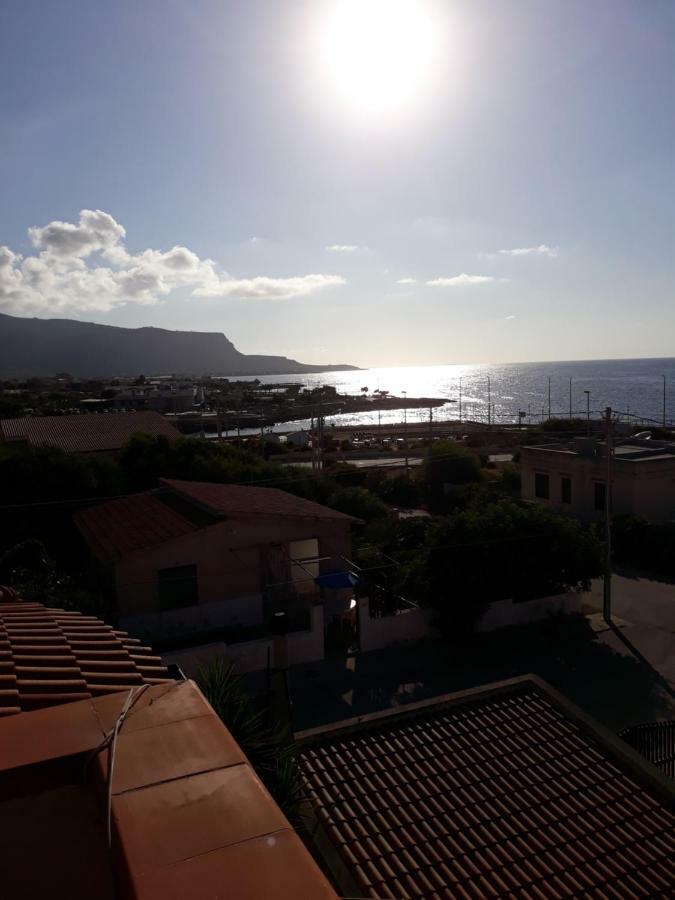 Casa Vacanze L'Orizzonte Aparthotel วาลเดอรีส ภายนอก รูปภาพ